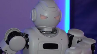 Машины с искусственным интеллектом: в Пинске работает выставка роботов