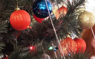 6 января в ГУК «Пинский городской центр культуры и творчества проводится Новогодний утренник для детей-инвалидов